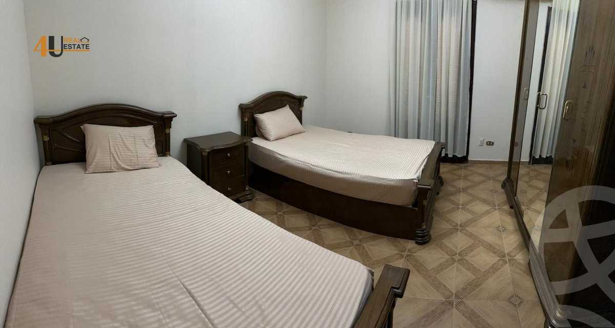 https://aqarmap.com.eg/ar/listing/6383532-for-rent-cairo-new-cairo-first-settlement-mhwr-mstfy-kml