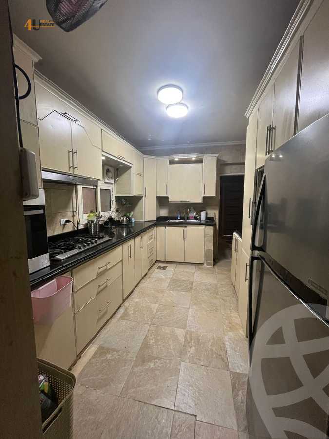https://aqarmap.com.eg/ar/listing/6518139-for-rent-cairo-new-cairo-compounds-hayati-residence