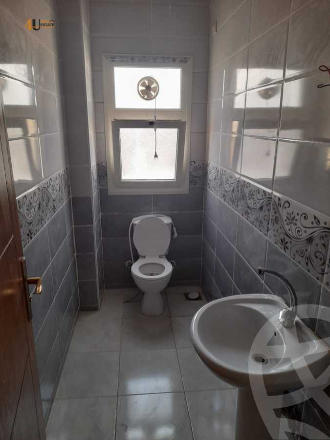 https://aqarmap.com.eg/en/listing/6533160-for-rent-cairo-new-cairo-gharb-arabila-doctor-hani-maher-st