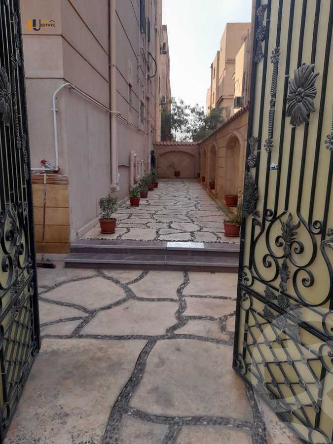 https://aqarmap.com.eg/en/listing/6533160-for-rent-cairo-new-cairo-gharb-arabila-doctor-hani-maher-st