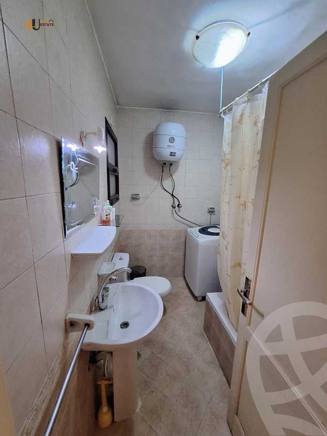 https://aqarmap.com.eg/ar/listing/6546546-for-sale-cairo-new-cairo-lrhb-city-phase-2-saad-ibn-abi-wakkas-st