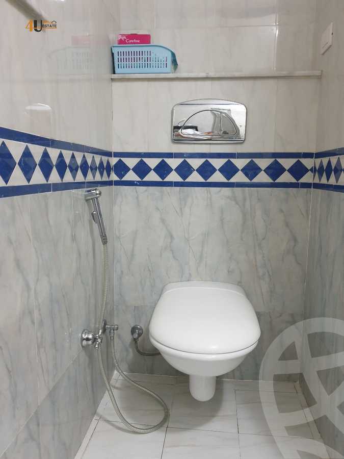 https://aqarmap.com.eg/en/listing/6552684-for-sale-cairo-new-cairo-ganob-el-akadamiya-south-academy-d-abbas-mahmoud-el-akad-st