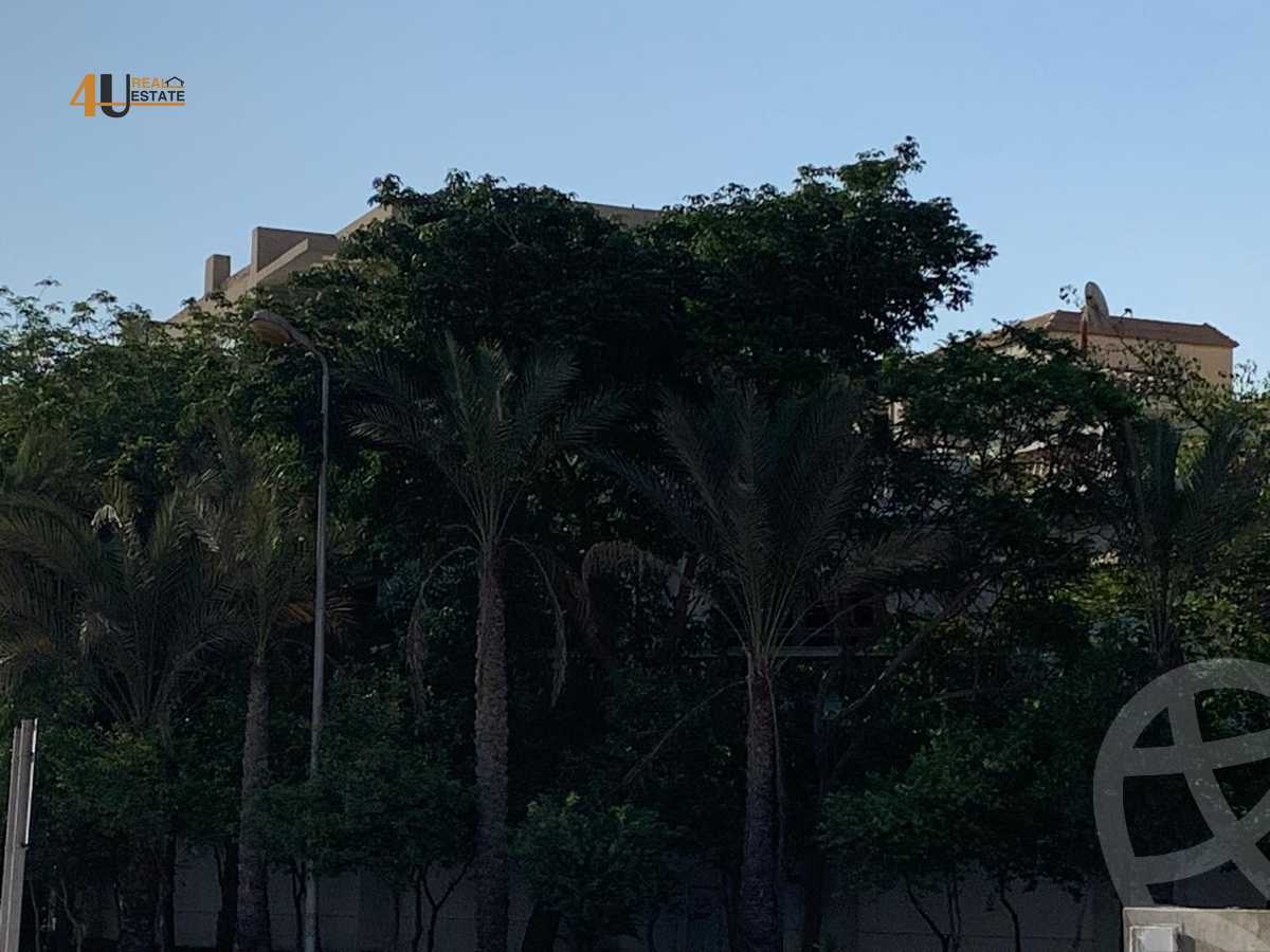 https://aqarmap.com.eg/en/listing/6552684-for-sale-cairo-new-cairo-ganob-el-akadamiya-south-academy-d-abbas-mahmoud-el-akad-st