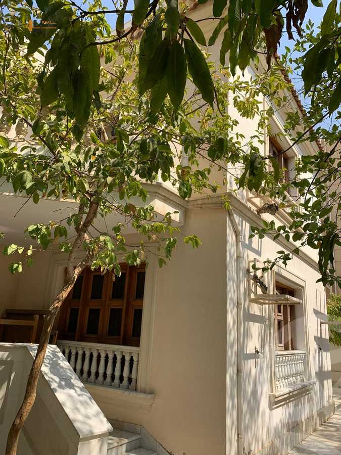 https://aqarmap.com.eg/en/listing/6552684-for-sale-cairo-new-cairo-ganob-el-akadamiya-south-academy-d-abbas-mahmoud-el-akad-st