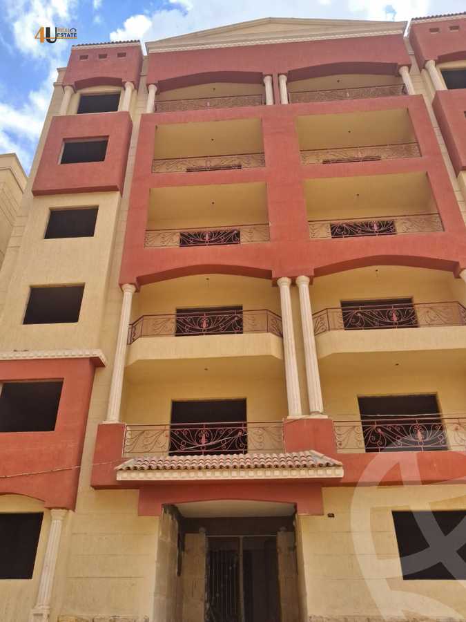 https://aqarmap.com.eg/en/listing/6578442-for-sale-cairo-new-cairo-compounds-loaloat-new-cairo
