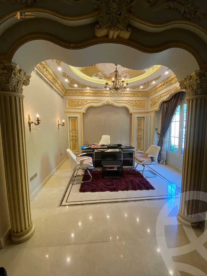 https://aqarmap.com.eg/ar/listing/6597306-for-rent-cairo-new-cairo-compounds-hyde-park-centre-ville-hyde-park