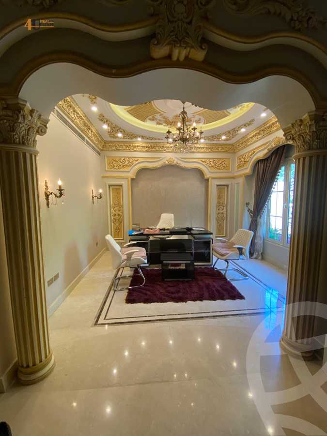 https://aqarmap.com.eg/ar/listing/6597306-for-rent-cairo-new-cairo-compounds-hyde-park-centre-ville-hyde-park