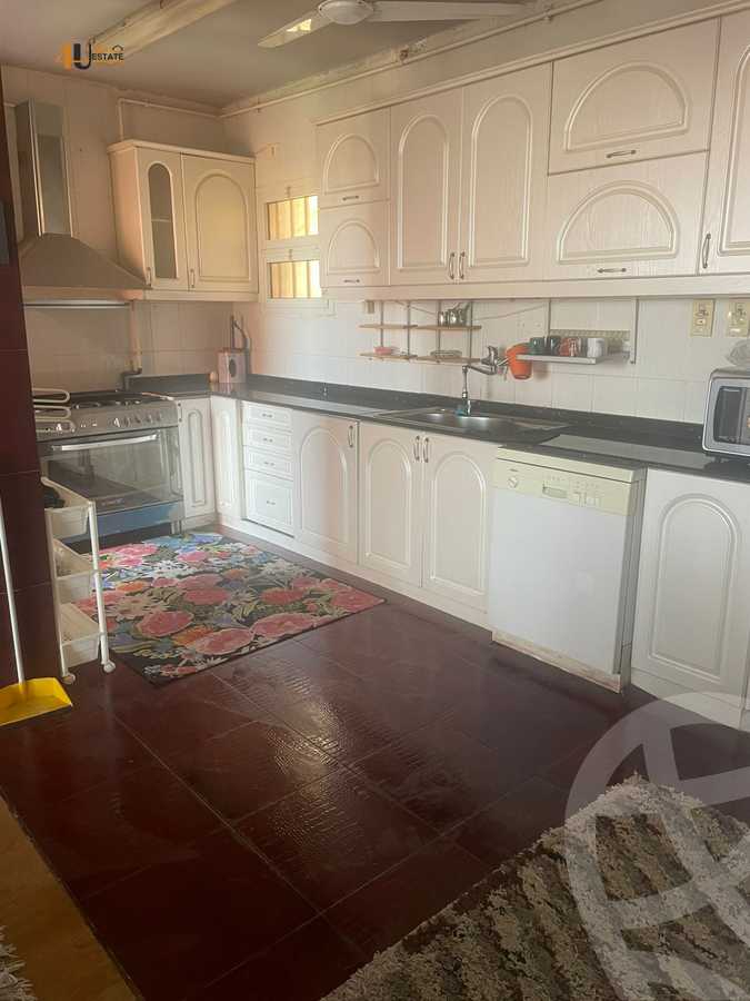 https://aqarmap.com.eg/ar/listing/6597373-for-rent-cairo-new-cairo-lrhb-city-phase-4-mohammed-farid-st