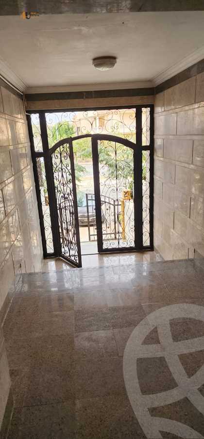 https://aqarmap.com.eg/en/listing/6598149-for-rent-cairo-new-cairo-sharq-el-akadamiya-tuman-bay-st