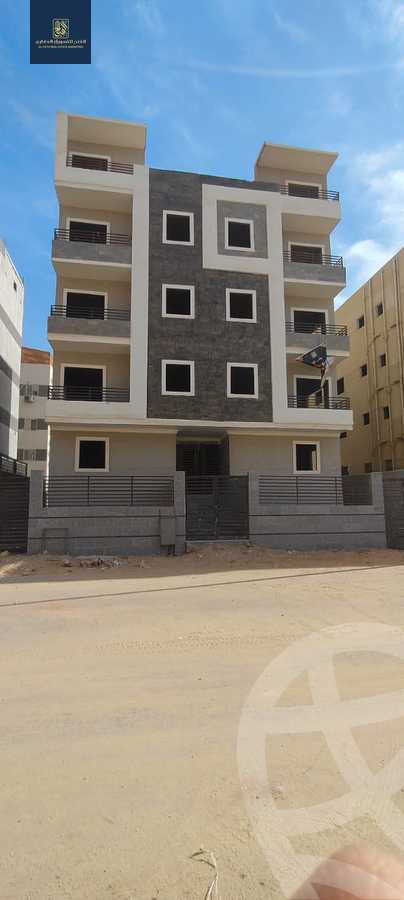 https://aqarmap.com.eg/en/listing/5575575-for-sale-cairo-6th-of-october-hadaeq-october-lmntq-lsyhy-b