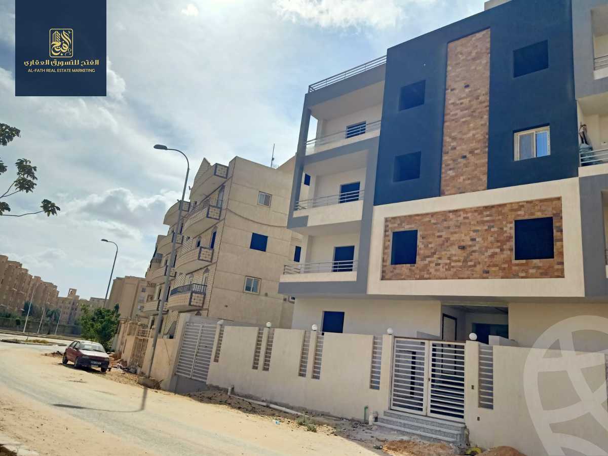 https://aqarmap.com.eg/en/listing/5944501-for-sale-cairo-6th-of-october-hadaeq-october-lmntq-lsyhy