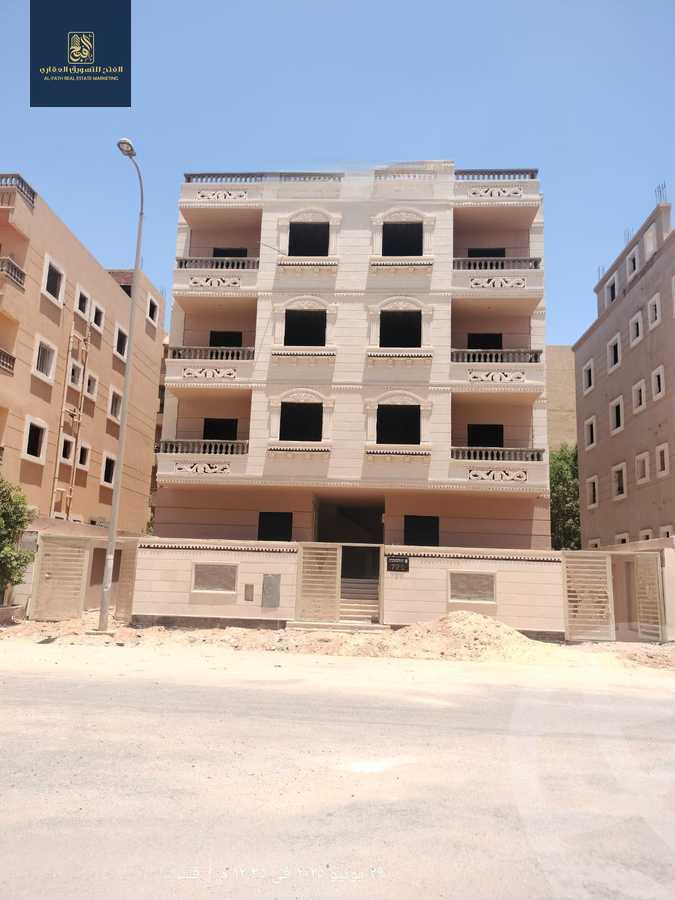 https://aqarmap.com.eg/en/listing/6056744-for-sale-cairo-6th-of-october-hadaeq-october-lmntq-lsyhy