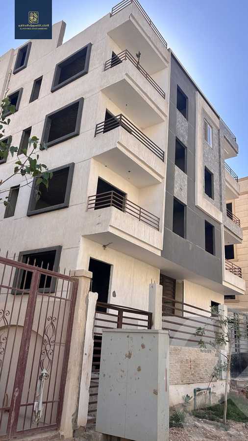https://aqarmap.com.eg/ar/listing/6124153-for-sale-cairo-6th-of-october-hadaeq-october-lmntq-lsyhy