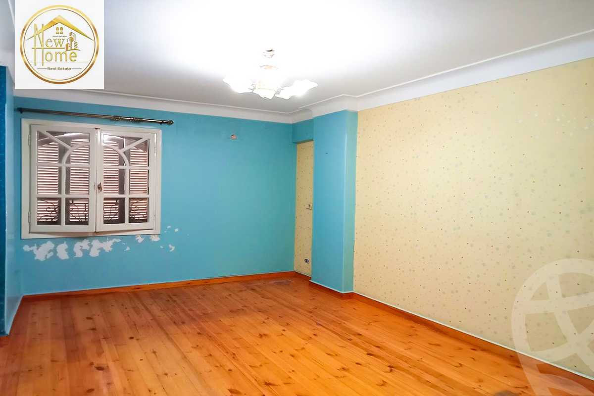 https://aqarmap.com.eg/ar/listing/3635149-for-sale-alexandria-lauran-alexandria-lauran-abd-el-khalik-tharwat-st