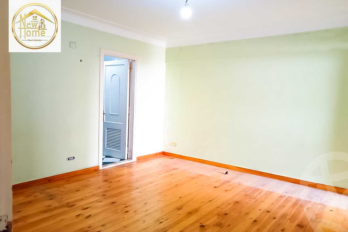 https://aqarmap.com.eg/ar/listing/3635149-for-sale-alexandria-lauran-alexandria-lauran-abd-el-khalik-tharwat-st