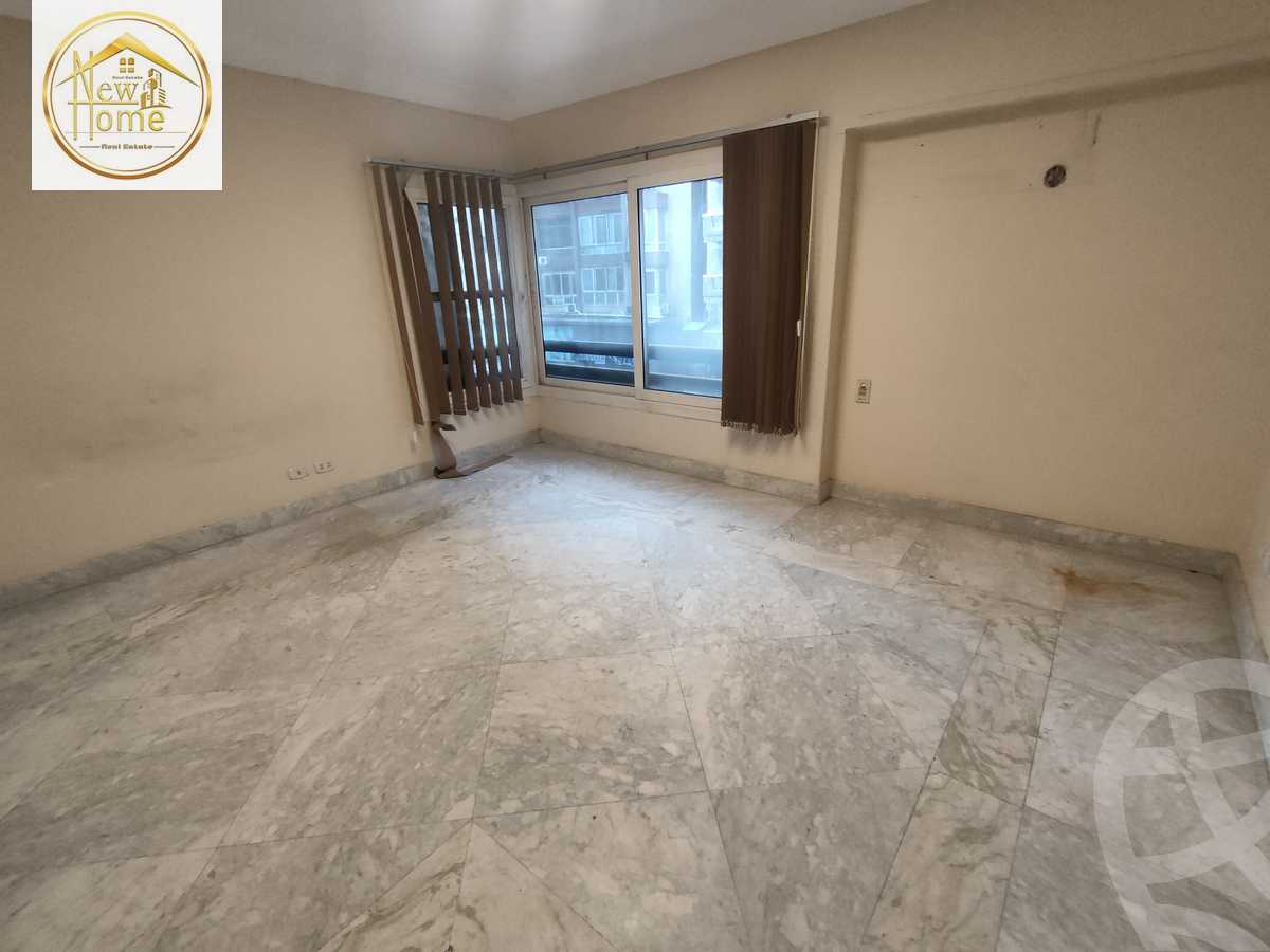 https://aqarmap.com.eg/ar/listing/3733117-for-sale-alexandria-zezenia-abd-el-salam-aref-st