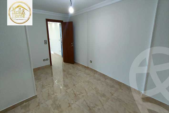 https://aqarmap.com.eg/ar/listing/3748189-for-sale-alexandria-miami-khld-bn-lwlyd