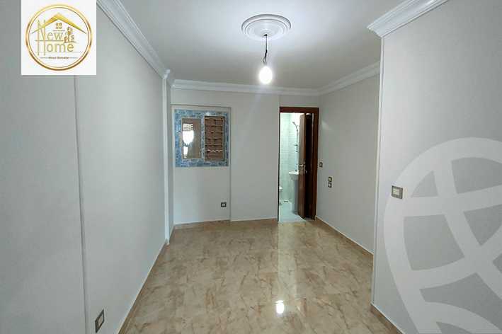 https://aqarmap.com.eg/ar/listing/3748189-for-sale-alexandria-miami-khld-bn-lwlyd