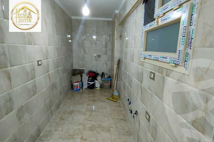 https://aqarmap.com.eg/ar/listing/3748189-for-sale-alexandria-miami-khld-bn-lwlyd