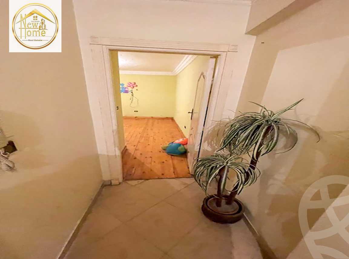 https://aqarmap.com.eg/ar/listing/3784505-for-rent-alexandria-kafr-abdo-ahmed-abd-el-aziz-st