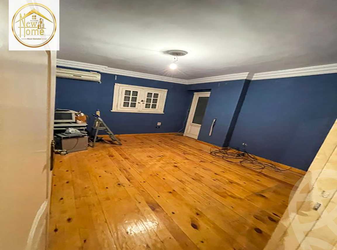 https://aqarmap.com.eg/ar/listing/3784505-for-rent-alexandria-kafr-abdo-ahmed-abd-el-aziz-st