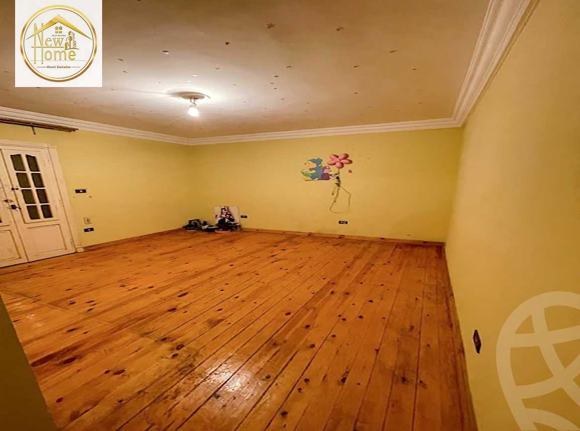 https://aqarmap.com.eg/ar/listing/3784505-for-rent-alexandria-kafr-abdo-ahmed-abd-el-aziz-st