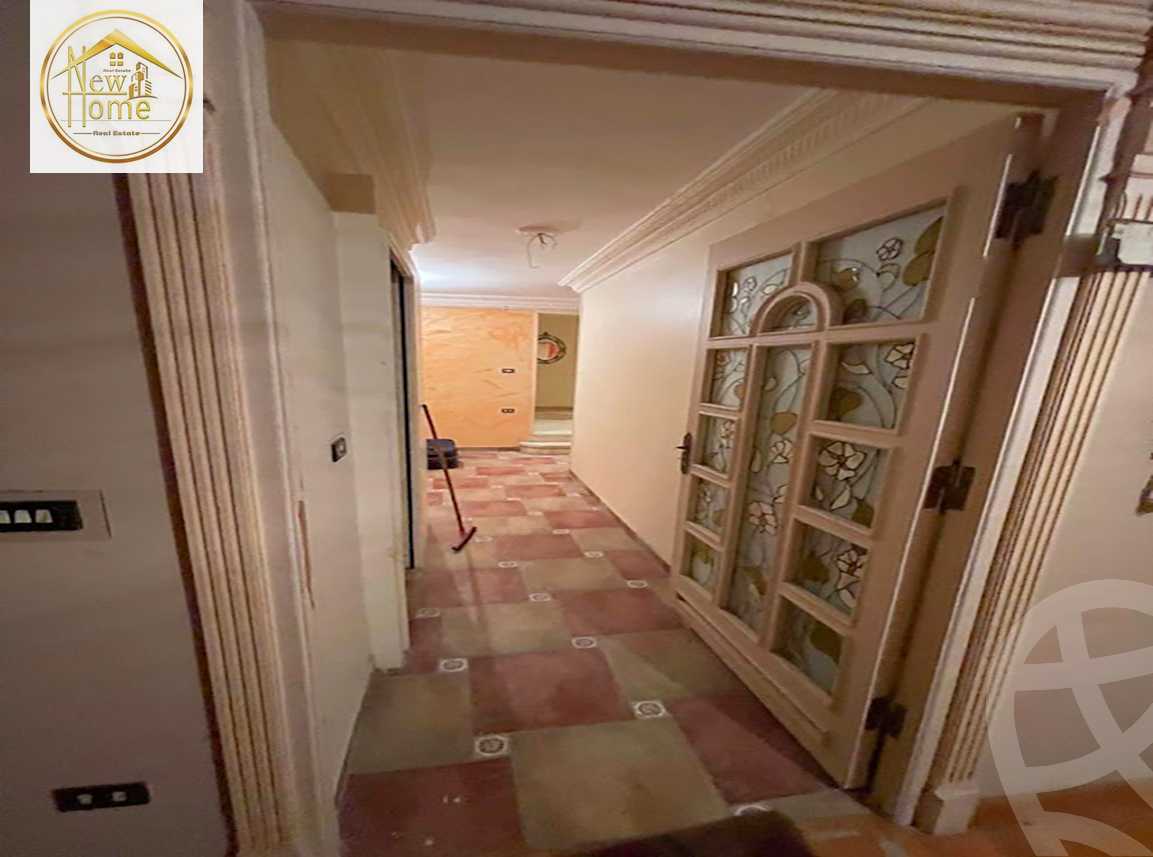 https://aqarmap.com.eg/ar/listing/3784505-for-rent-alexandria-kafr-abdo-ahmed-abd-el-aziz-st