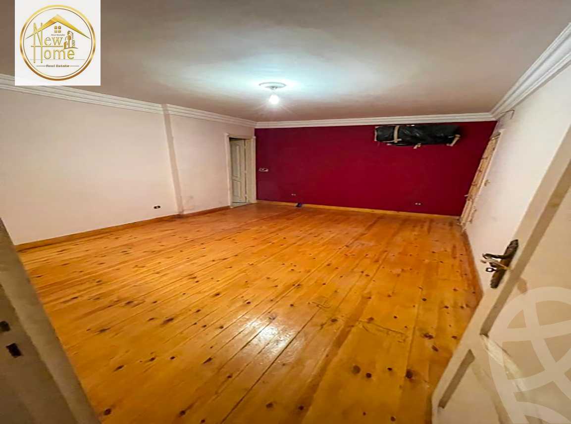 https://aqarmap.com.eg/ar/listing/3784505-for-rent-alexandria-kafr-abdo-ahmed-abd-el-aziz-st