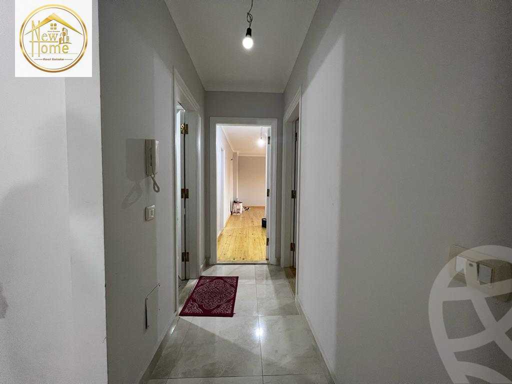 https://aqarmap.com.eg/ar/listing/4911838-for-sale-alexandria-kafr-abdo-shr-lsyd-skyn-bnt-lhsyn