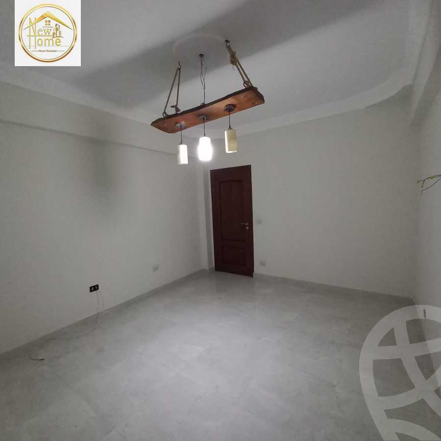 https://aqarmap.com.eg/ar/listing/4939729-for-rent-alexandria-king-maryot-compounds-royal-residence-al-halawany