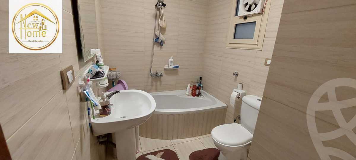 https://aqarmap.com.eg/ar/listing/4987700-for-sale-alexandria-moharram-bey-grin-st