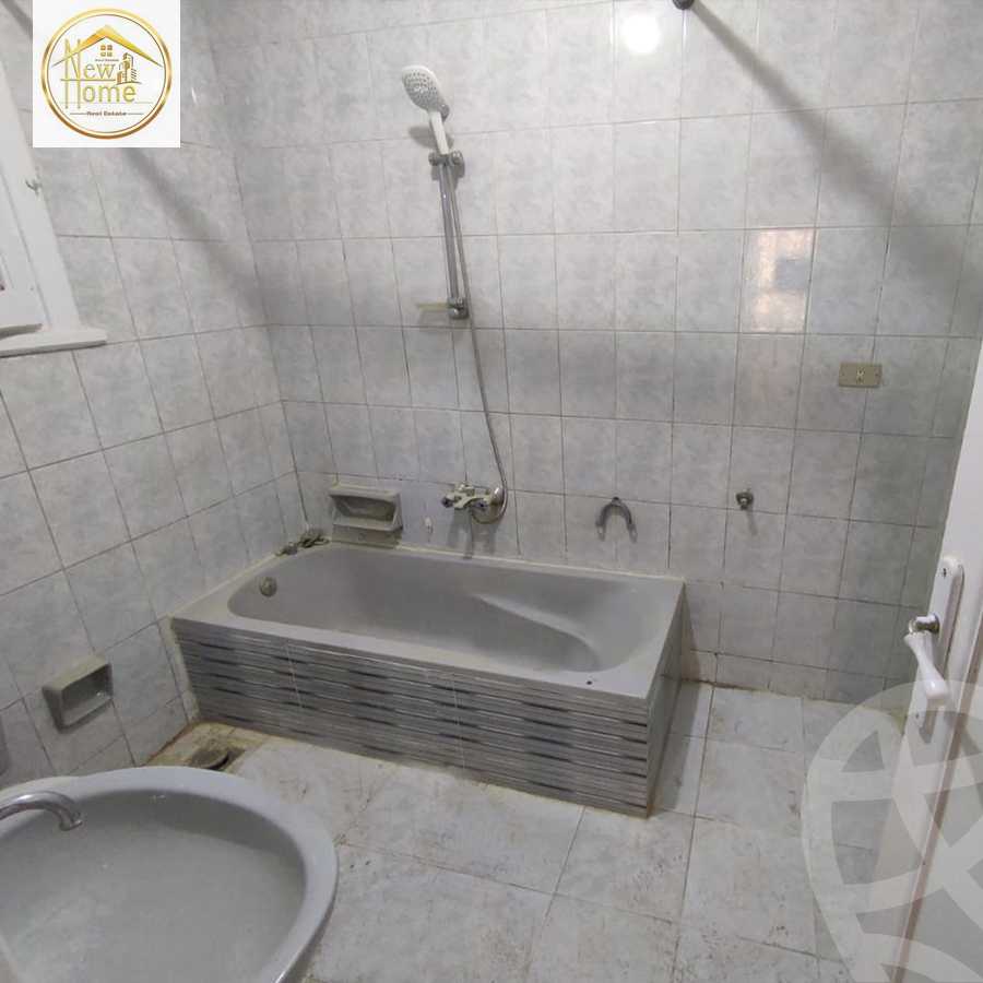 https://aqarmap.com.eg/en/listing/5325908-for-sale-alexandria-sidi-gaber-shr-sydy-jbr
