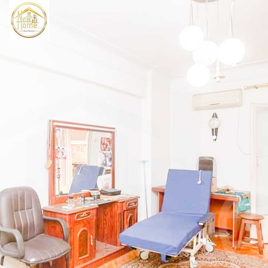 https://aqarmap.com.eg/ar/listing/5359349-for-sale-alexandria-kafr-abdo-shr-lsyd-skyn-bnt-lhsyn