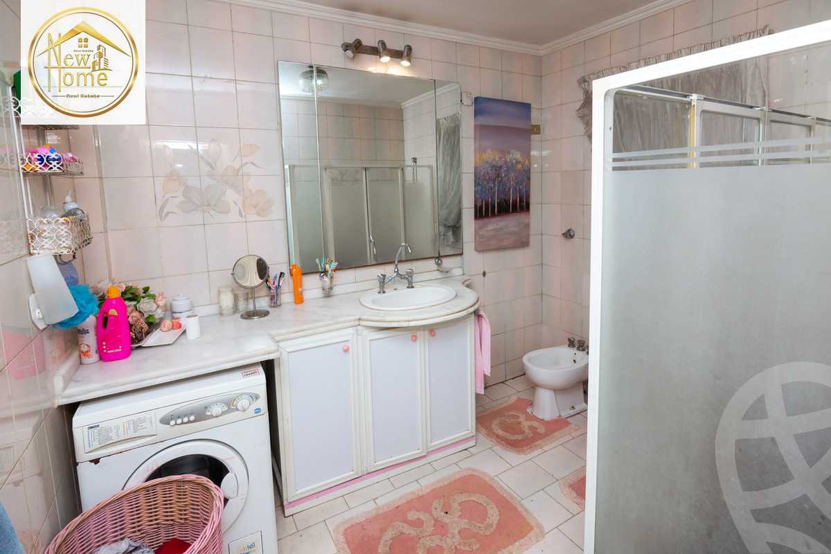 https://aqarmap.com.eg/en/listing/5401196-for-sale-alexandria-l-zryt