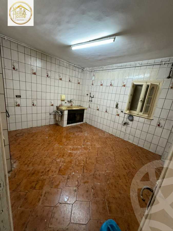 https://aqarmap.com.eg/en/listing/5405116-for-sale-alexandria-sporting-el-geish-road