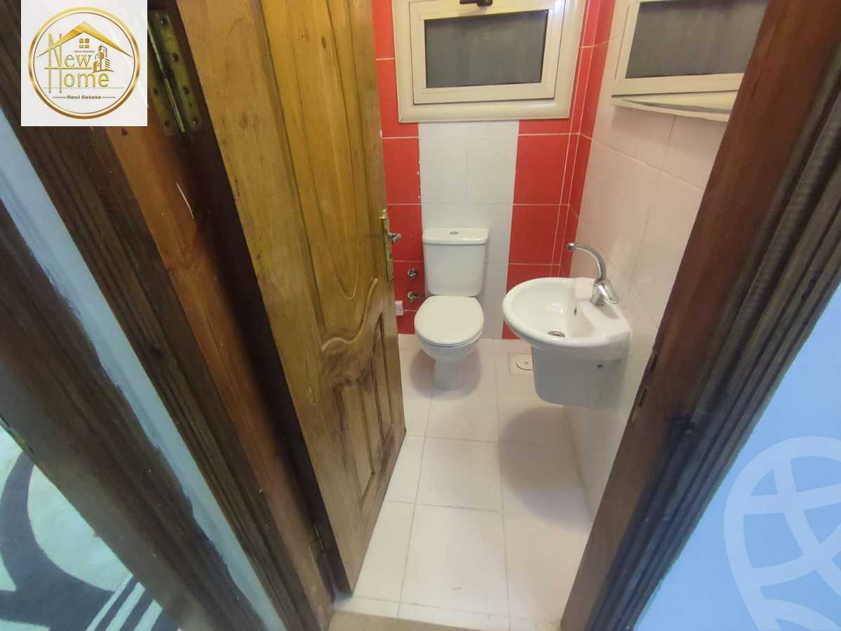 https://aqarmap.com.eg/ar/listing/5413318-for-rent-alexandria-ganaklis-shr-bw-qyr-tryq-lhry
