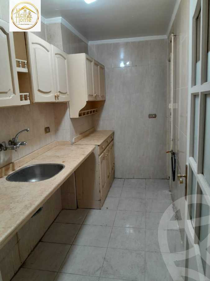 https://aqarmap.com.eg/ar/listing/5433228-for-rent-alexandria-lauran-shr-bw-qyr-tryq-lhry