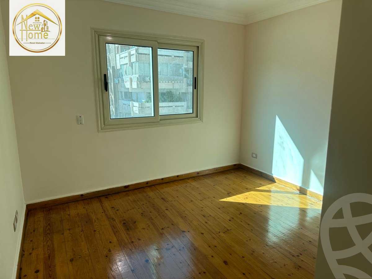 https://aqarmap.com.eg/ar/listing/5528050-for-sale-alexandria-lauran-alexandria-lauran-abd-el-khalik-tharwat-st