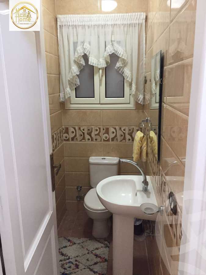 https://aqarmap.com.eg/en/listing/5643946-for-sale-alexandria-kafr-abdo-shr-lsyd-skyn-bnt-lhsyn
