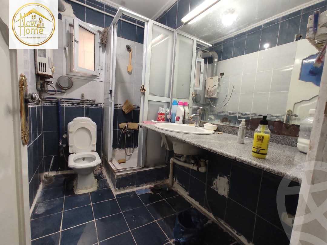https://aqarmap.com.eg/ar/listing/5818256-for-sale-alexandria-cleopatra-medhat-seif-al-yazal-khalifa-st