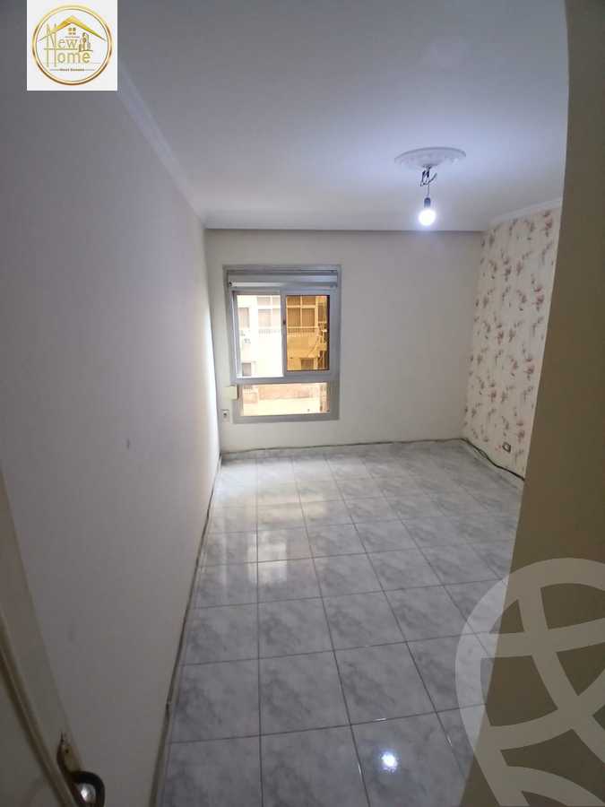 https://aqarmap.com.eg/ar/listing/5842768-for-rent-alexandria-mostafa-kamel-area