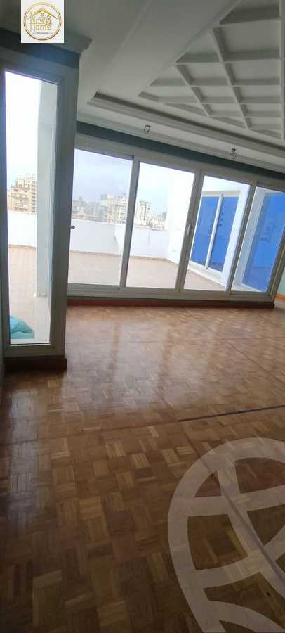 https://aqarmap.com.eg/ar/listing/5857167-for-rent-alexandria-lauran-alexandria-lauran-abd-el-khalik-tharwat-st