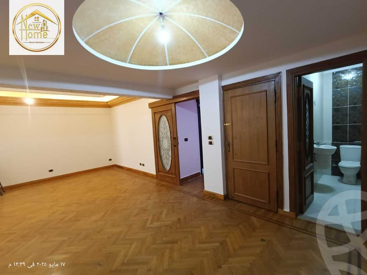 https://aqarmap.com.eg/en/listing/5934865-for-sale-alexandria-glim-mostafa-maher-st