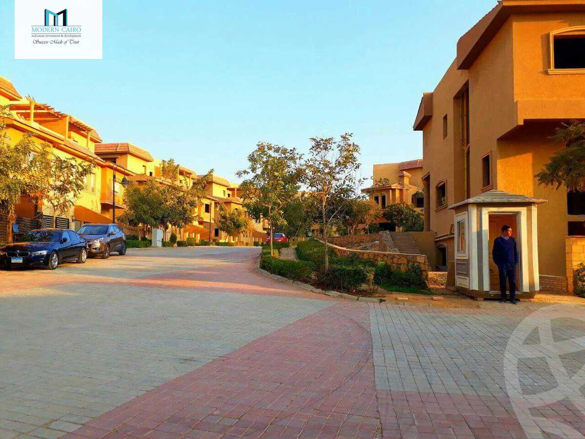 https://aqarmap.com.eg/ar/listing/5124776-for-sale-cairo-new-cairo-compounds-galleria-moon-valley