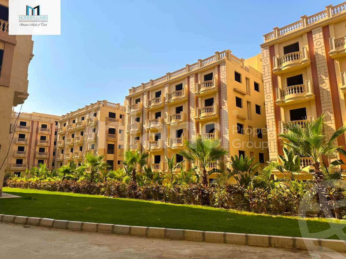 https://aqarmap.com.eg/en/listing/5315089-for-sale-cairo-new-cairo-compounds-el-ashrafia