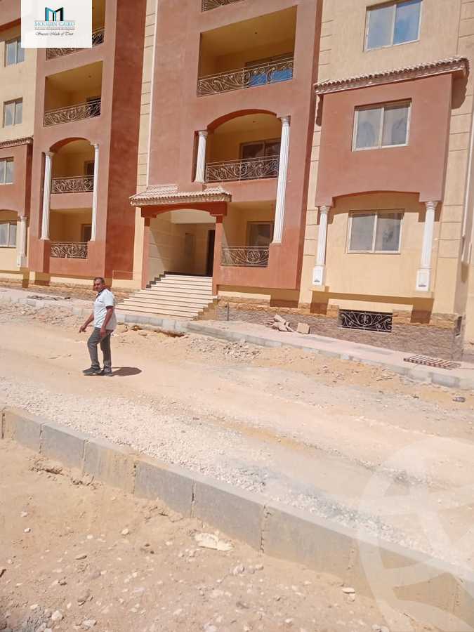 https://aqarmap.com.eg/ar/listing/5359729-for-sale-cairo-new-cairo-compounds-loaloat-new-cairo