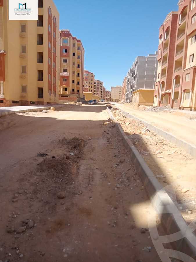 https://aqarmap.com.eg/ar/listing/5359729-for-sale-cairo-new-cairo-compounds-loaloat-new-cairo