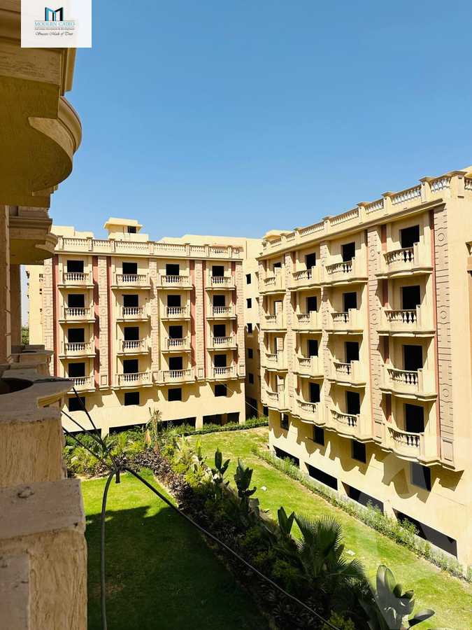 https://aqarmap.com.eg/en/listing/5418937-for-sale-cairo-new-cairo-compounds-el-ashrafia