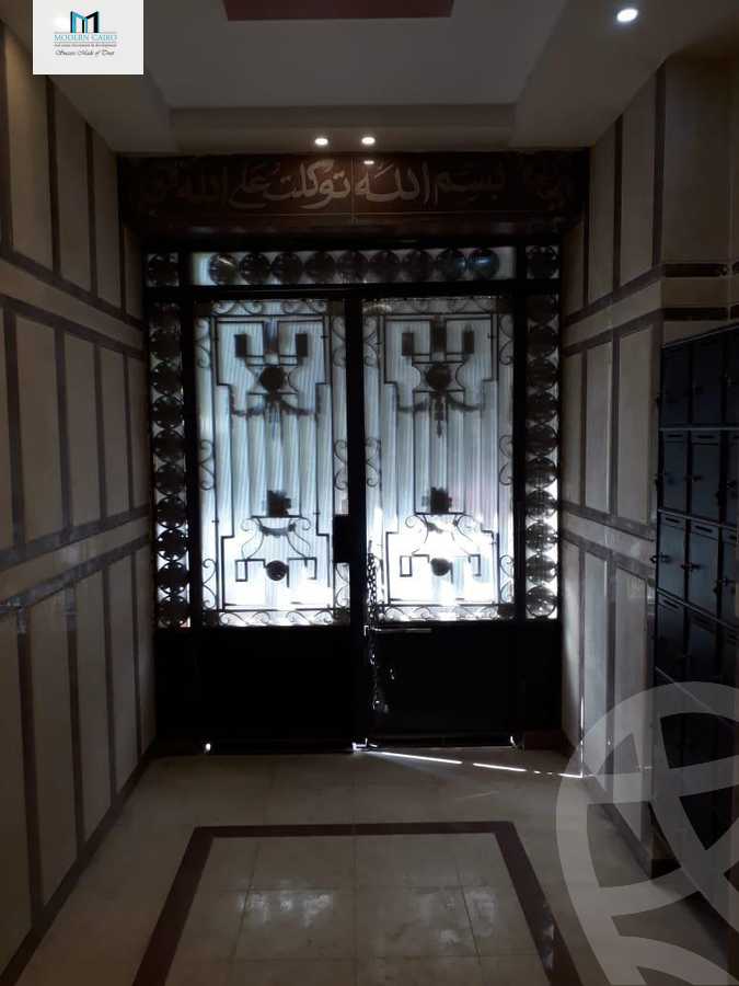 https://aqarmap.com.eg/en/listing/5861710-for-sale-cairo-downtown-bab-el-loaa-al-raeeis-abd-al-salam-aref-st