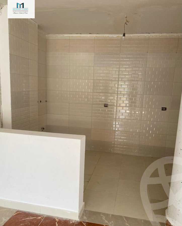 https://aqarmap.com.eg/en/listing/5873716-for-sale-cairo-new-cairo-ganob-el-akadamiya-orouba-axis